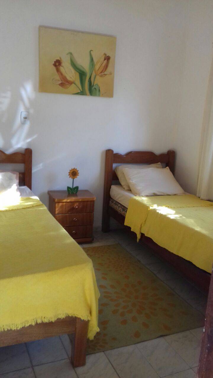 Quarto de Solteiro Quarto de Solteiro