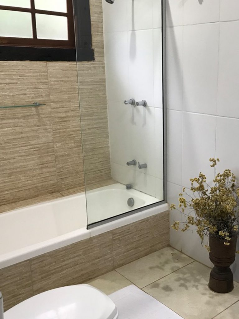 banheiro chale familia 1 768x1026